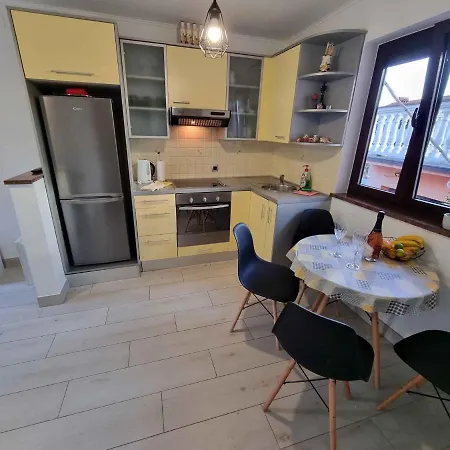 In 13838 Цриквеница