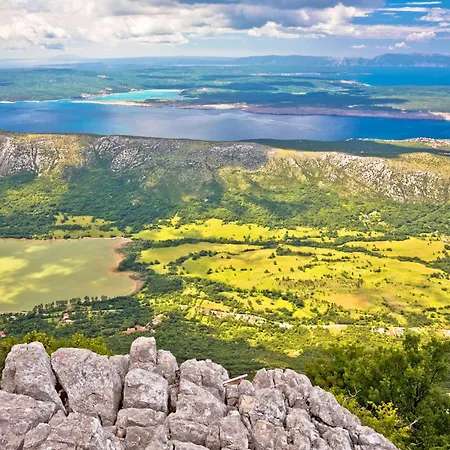 Apartment In 13838 Crikvenica